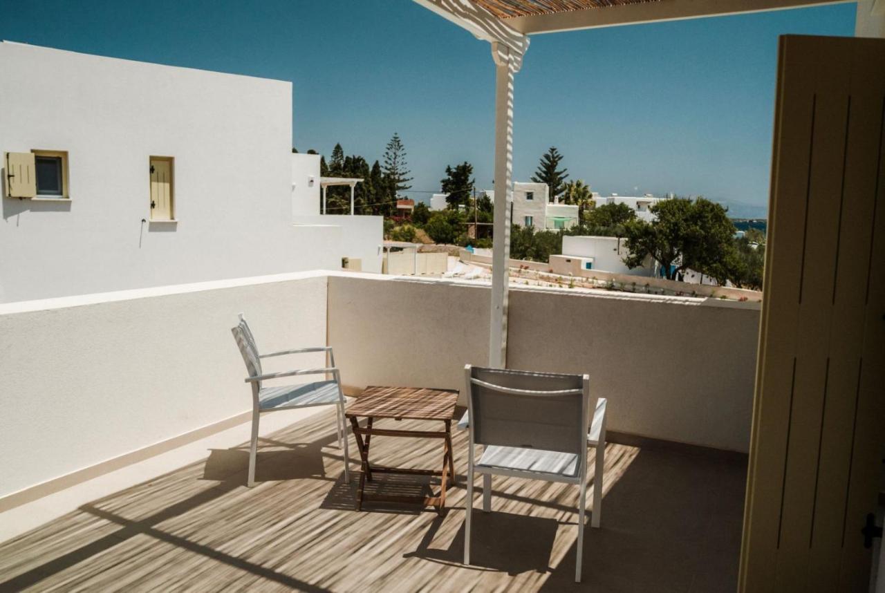 Twin Suns Villa Drios Buitenkant foto